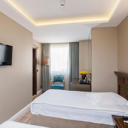 Semsan Hotel Istanbul Exterior foto